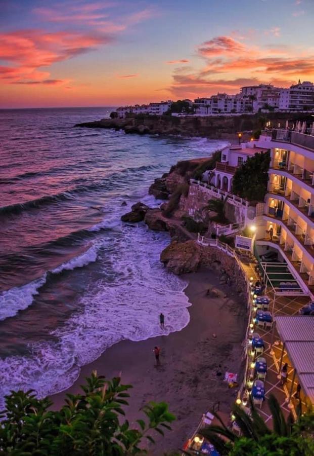 Apartamento Axarquia Lägenhet Nerja Exteriör bild